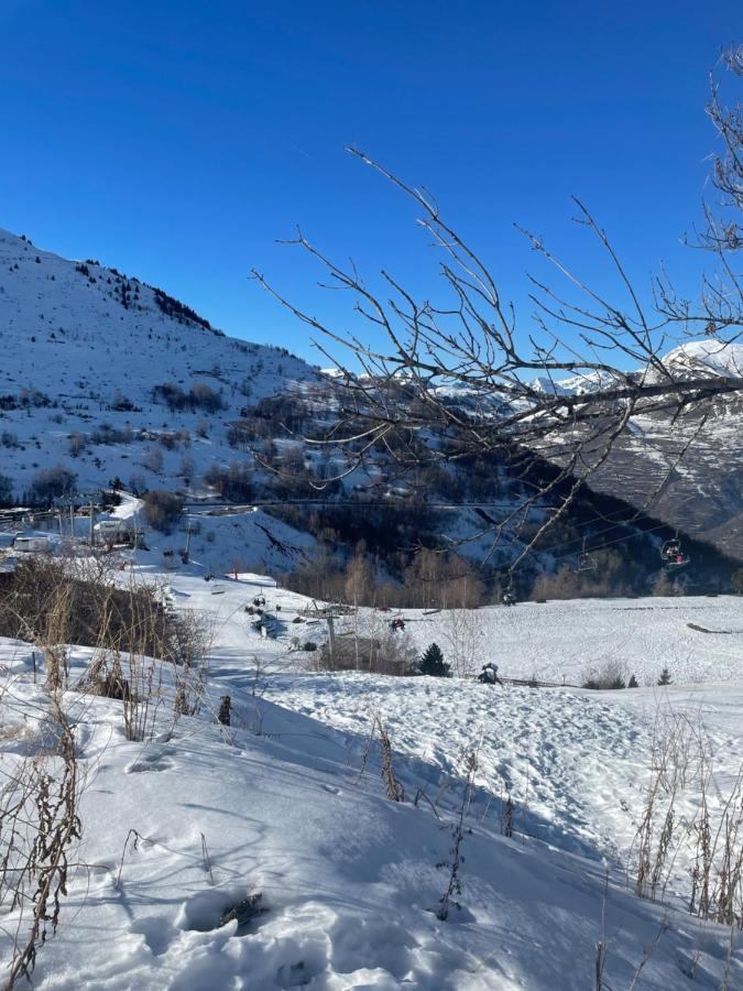 Petit Appartement Labellise Les 2 Alpes Residence Arc En Ciel Telesiege Petite Aiguille Les Deux Alpes Exterior foto